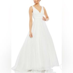 Mac Duggal White Ball Gown Size 0